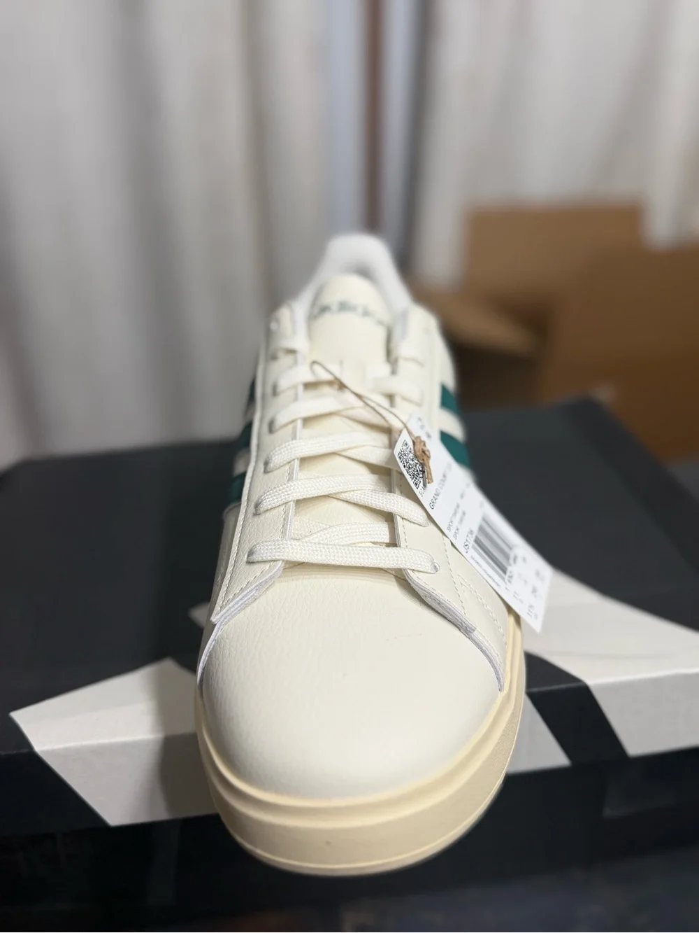 adidas Grand Court 2.0 Sneakers New in Box